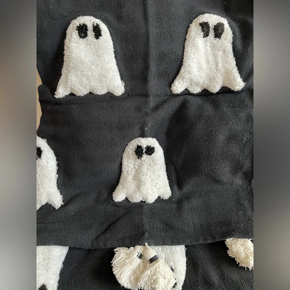Rachel Zoe GHOST Blanket Throw Tassel Faux Fur 50 x 70 Black White NWT HOST PICK